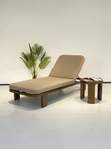 Chaise lounge garden chair for outdoor relaxation